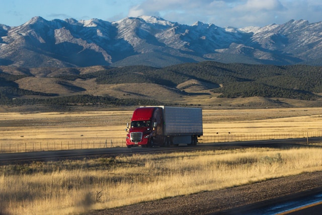 How Long Do Semi Truck Batteries Last?